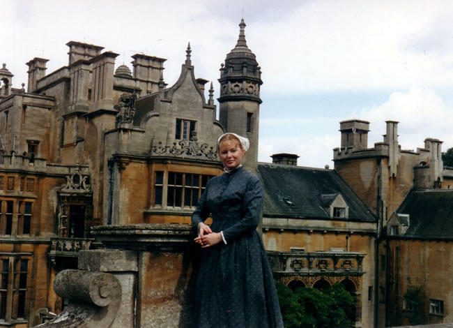 Caroline Fields on set in Return of the Dark Angel