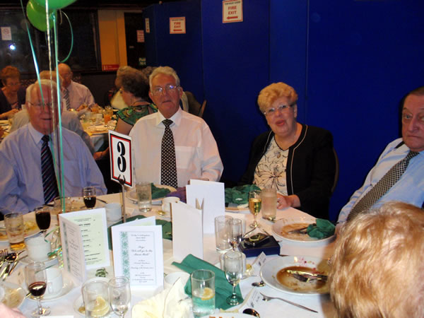 Joan Hinde and husband with Jack Seaton