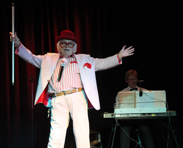 Kenny Cantor again having just given us an amazing Song&nbsp;and Dance Routine